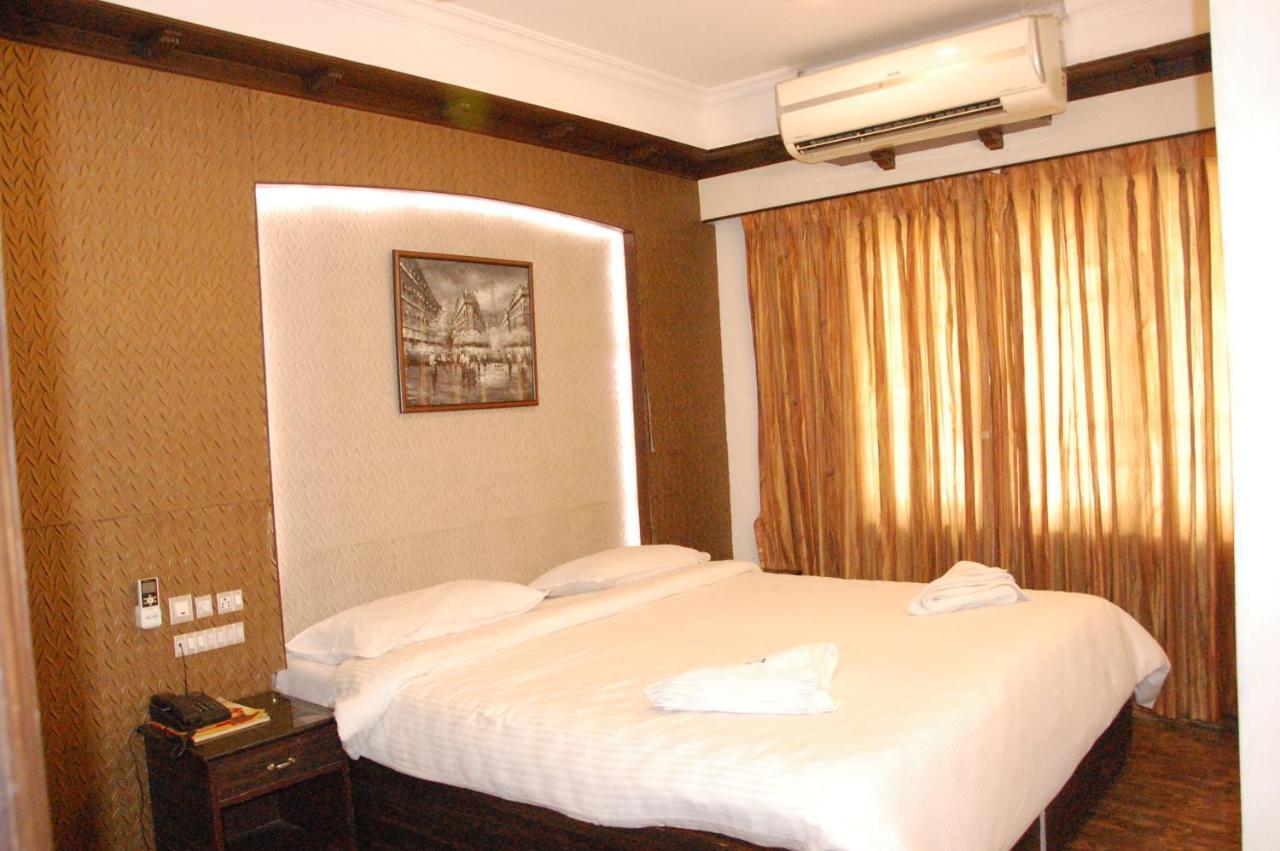 Hotel Blue Star Coimbatore Dış mekan fotoğraf