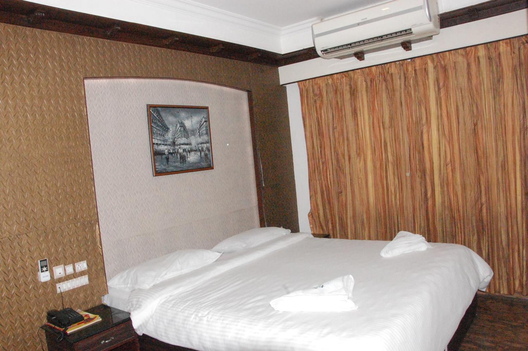 Hotel Blue Star Coimbatore Dış mekan fotoğraf
